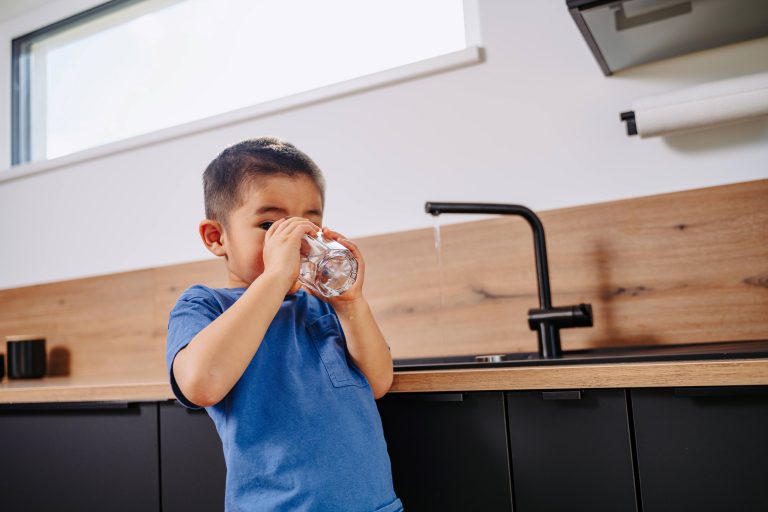 Drinking water pressure pipes made from chemically recycled plastic installed in Vienna, Austria